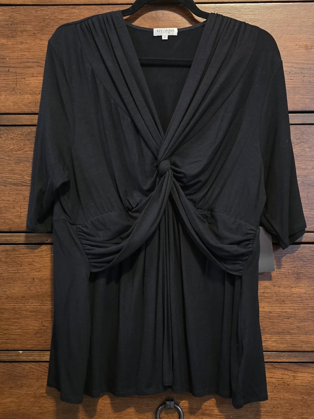 Kiyonna Twist Front V-neck Half-sleeve Top Black Women's Sz 2XL